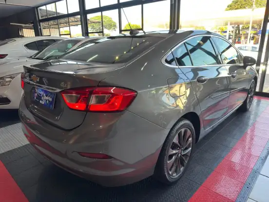 CHEVROLET-CRUZE-2019