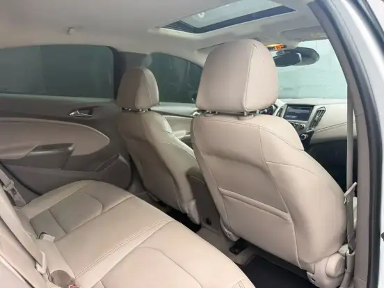 CHEVROLET-CRUZE-2017