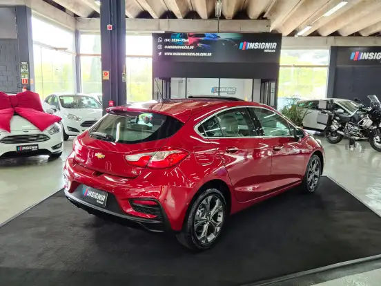 CHEVROLET-CRUZE-2018