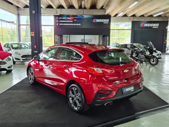 CHEVROLET-CRUZE-2018