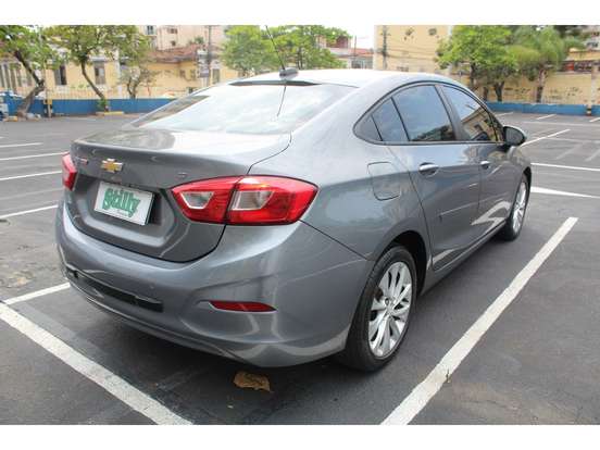 CHEVROLET-CRUZE-2017