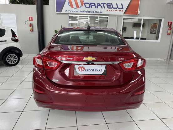 CHEVROLET-CRUZE-2018