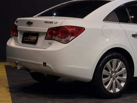 CHEVROLET-CRUZE-2013