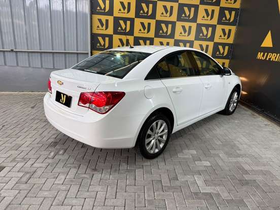 CHEVROLET-CRUZE-1.8 LT 16V FLEX 4P AUTOMÁTICO CHEVROLET-CRUZE-2015