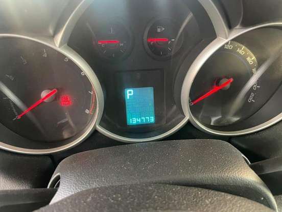 CHEVROLET-CRUZE-2013