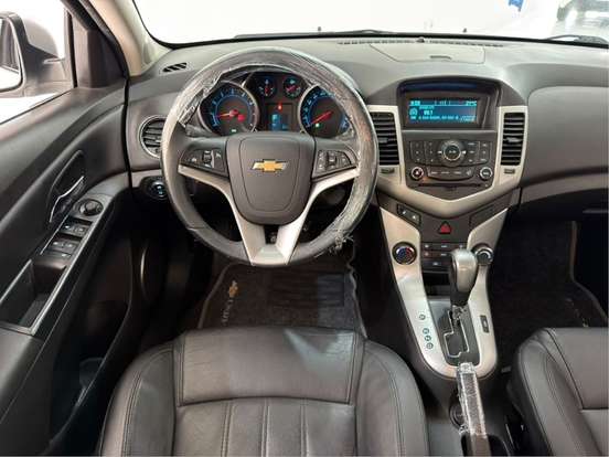 CHEVROLET-CRUZE-2014