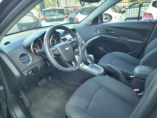 CHEVROLET-CRUZE-2012