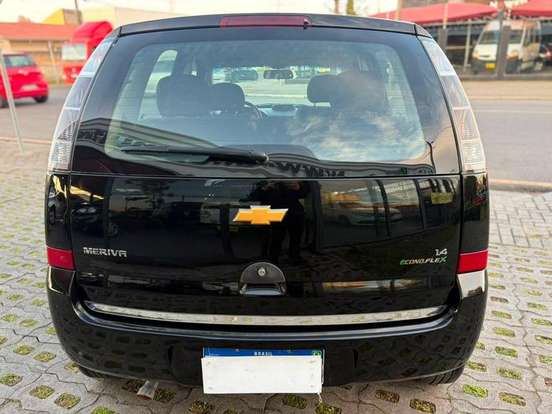 CHEVROLET-MERIVA-2010