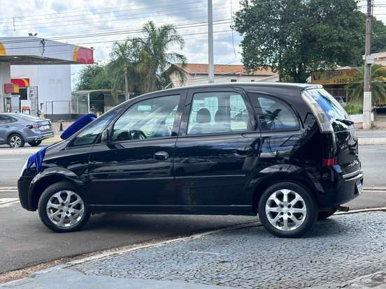 CHEVROLET-MERIVA-1.8 MPFI PREMIUM 8V FLEX 4P AUTOMATIZADO CHEVROLET-MERIVA-2011