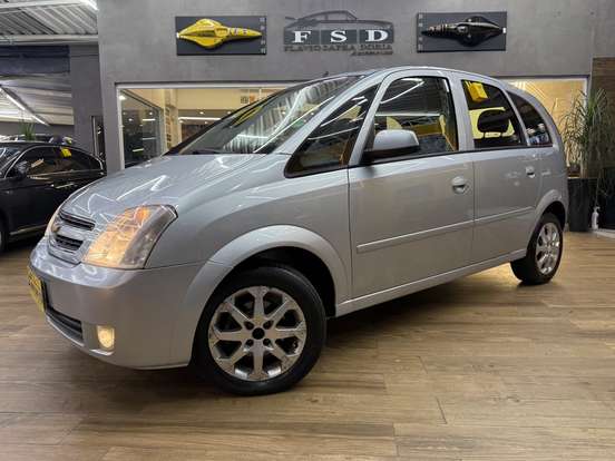 CHEVROLET-MERIVA-2010
