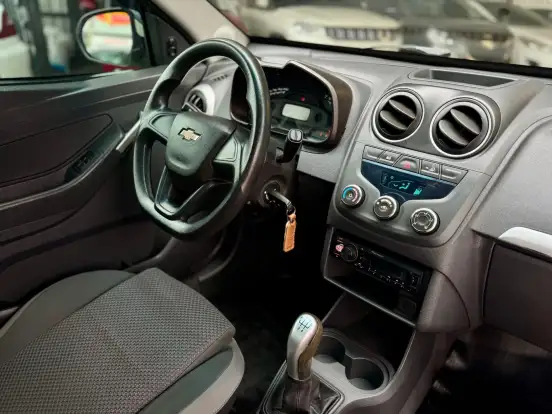 CHEVROLET-MONTANA-2013