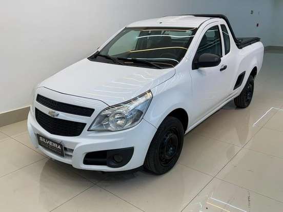 CHEVROLET-MONTANA-2016