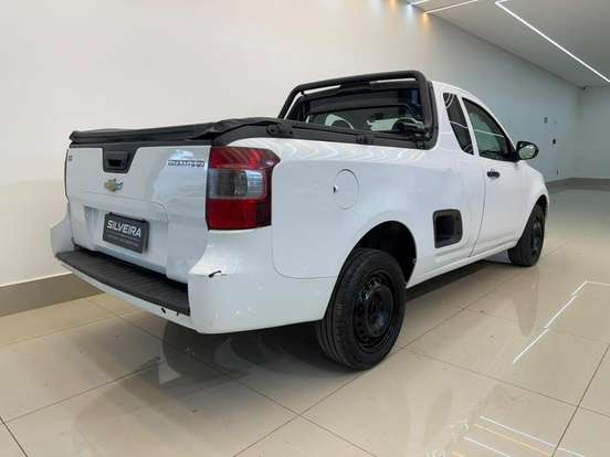 CHEVROLET-MONTANA-2016