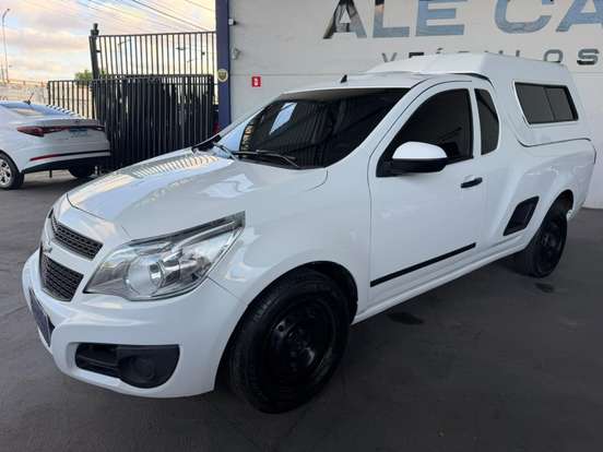 CHEVROLET-MONTANA-2014