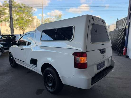 CHEVROLET-MONTANA-2014