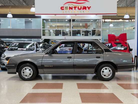 CHEVROLET-MONZA-1989