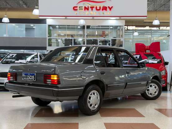 CHEVROLET-MONZA-1.8 SL/E 8V ÁLCOOL 4P MANUAL CHEVROLET-MONZA-1989
