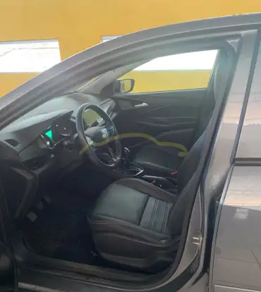 CHEVROLET-ONIX-2021