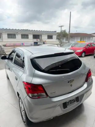 CHEVROLET-ONIX-2017