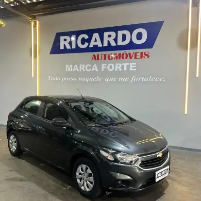 CHEVROLET-ONIX-2016