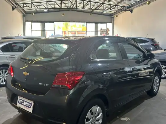 CHEVROLET-ONIX-1.0 MPFI LT 8V FLEX 4P MANUAL CHEVROLET-ONIX-2016