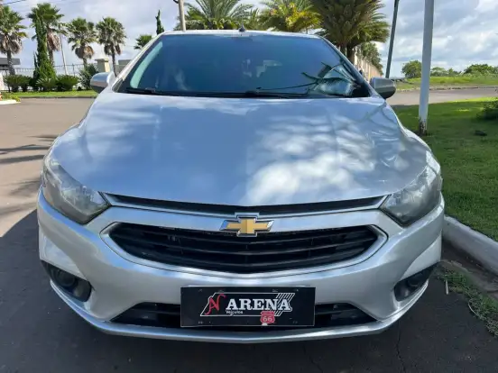 CHEVROLET-ONIX-2018