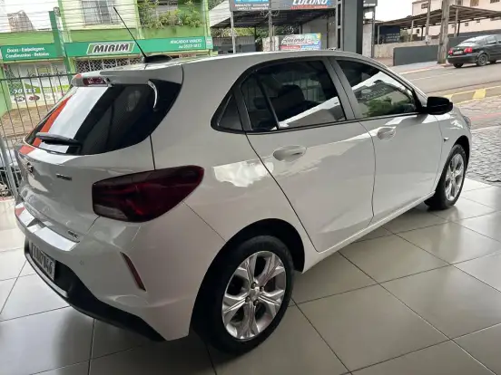 CHEVROLET-ONIX-2024