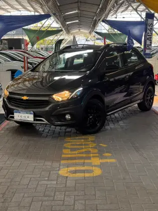 CHEVROLET ONIX 1.4 MPFI ACTIV 8V FLEX 4P AUTOMÁTICO