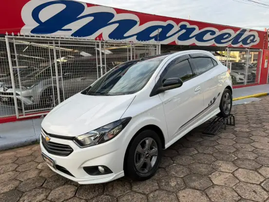 CHEVROLET-ONIX-2017