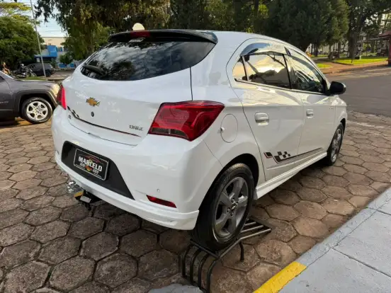 CHEVROLET-ONIX-1.4 MPFI EFFECT 8V FLEX 4P MANUAL CHEVROLET-ONIX-2017