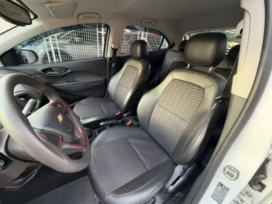 CHEVROLET-ONIX-2017