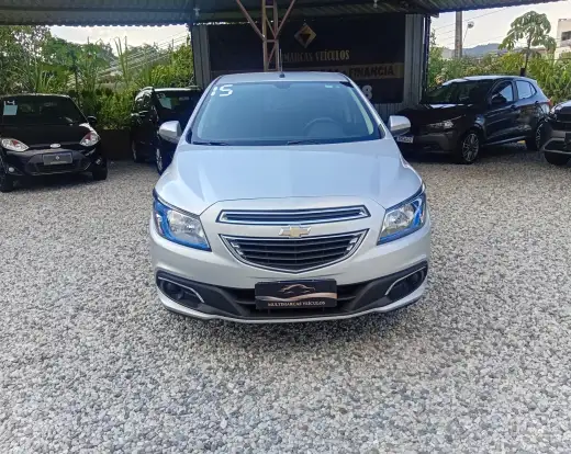 CHEVROLET-ONIX-2014
