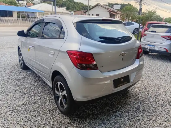 CHEVROLET-ONIX-1.4 MPFI LT 8V FLEX 4P AUTOMÁTICO CHEVROLET-ONIX-2014
