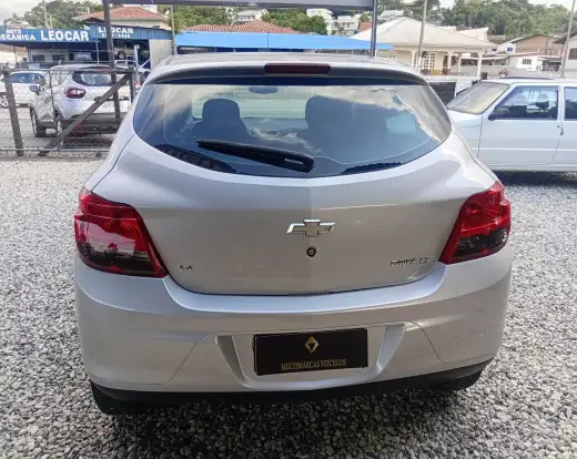 CHEVROLET-ONIX-2014