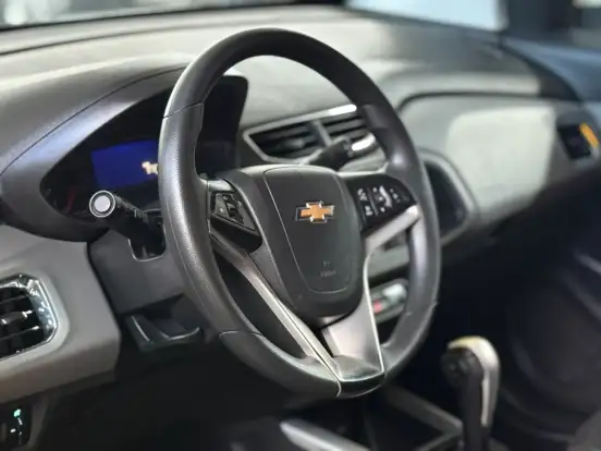 CHEVROLET-ONIX-2019