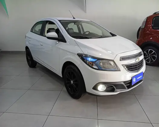 CHEVROLET ONIX 1.4 MPFI LT 8V FLEX 4P MANUAL
