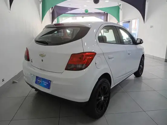 CHEVROLET-ONIX-1.4 MPFI LT 8V FLEX 4P MANUAL CHEVROLET-ONIX-2014