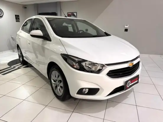 CHEVROLET-ONIX-2016