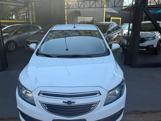CHEVROLET-ONIX-1.4 MPFI LTZ 8V FLEX 4P MANUAL CHEVROLET-ONIX-2015