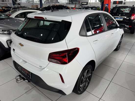 CHEVROLET-ONIX-2023