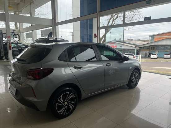 CHEVROLET-ONIX-2024