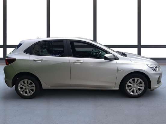 CHEVROLET-ONIX-2020