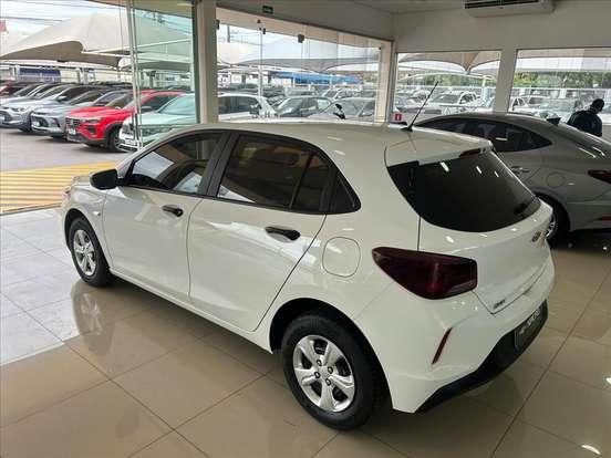 CHEVROLET-ONIX-2024