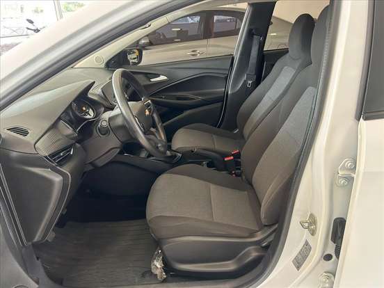CHEVROLET-ONIX-2024
