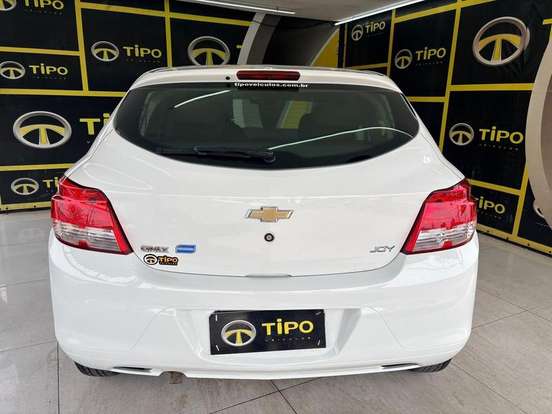 CHEVROLET-ONIX-2017