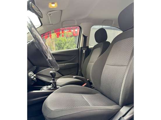 CHEVROLET-ONIX-2019