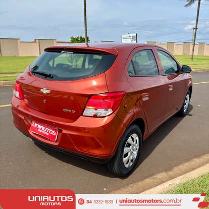 CHEVROLET-ONIX-2012