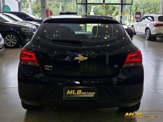 CHEVROLET-ONIX-2019