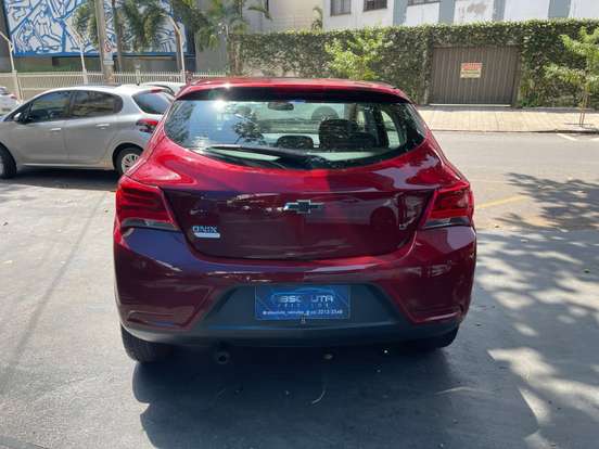 CHEVROLET-ONIX-2019