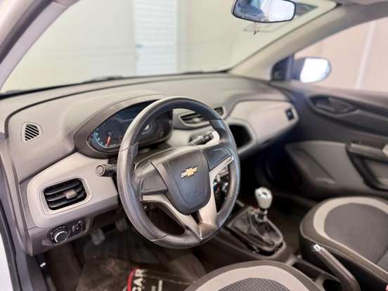 CHEVROLET-ONIX-2014